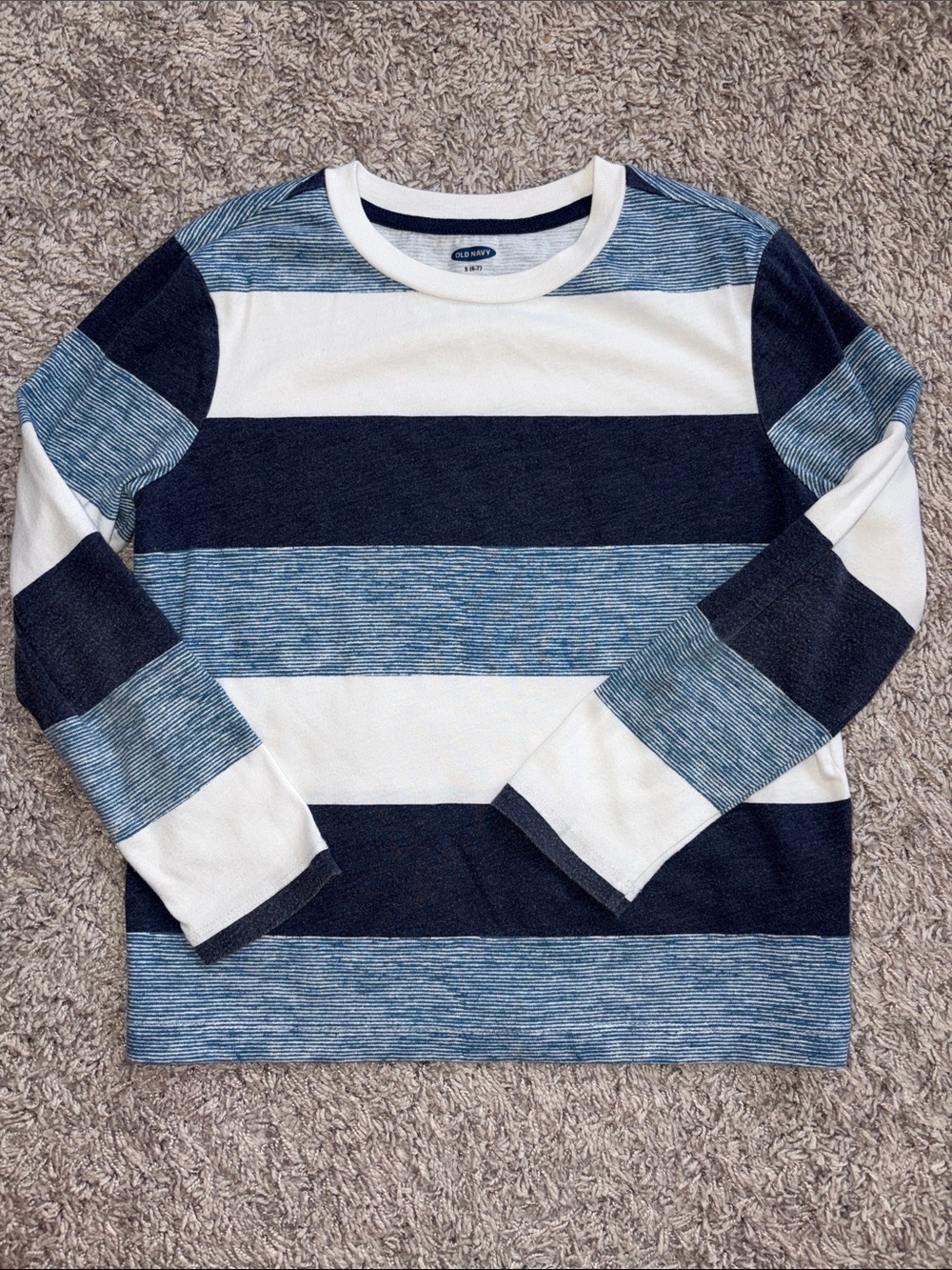 Old Navy Men's Navy, Light Blue & White Striped Crewneck Sweater size 6/7